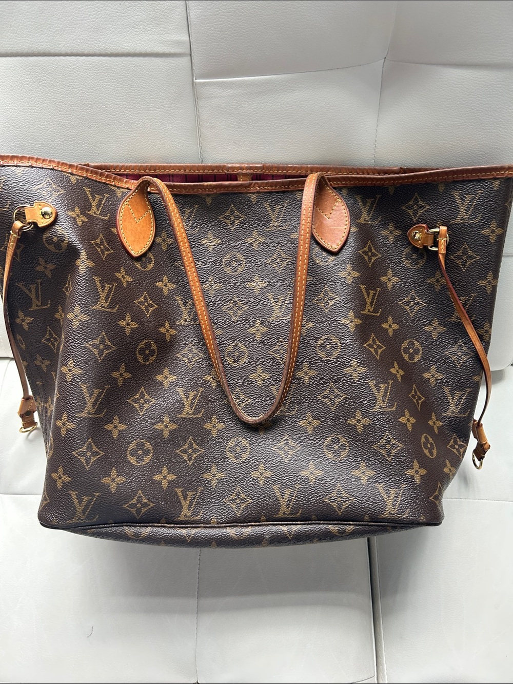Louis Vuitton Monogram Canvas Neverfull Tote in Brown/Tan